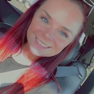 Meet your Posher, Leah